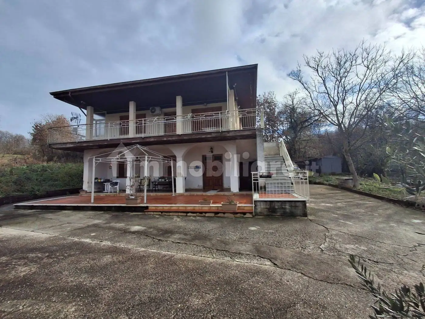 Villa in vendita a San Potito Ultra