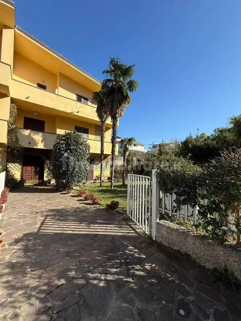 Villa bifamiliare via Mattia Preti, Tivolille Pasquali Merenzata, Mendicino - foto 2