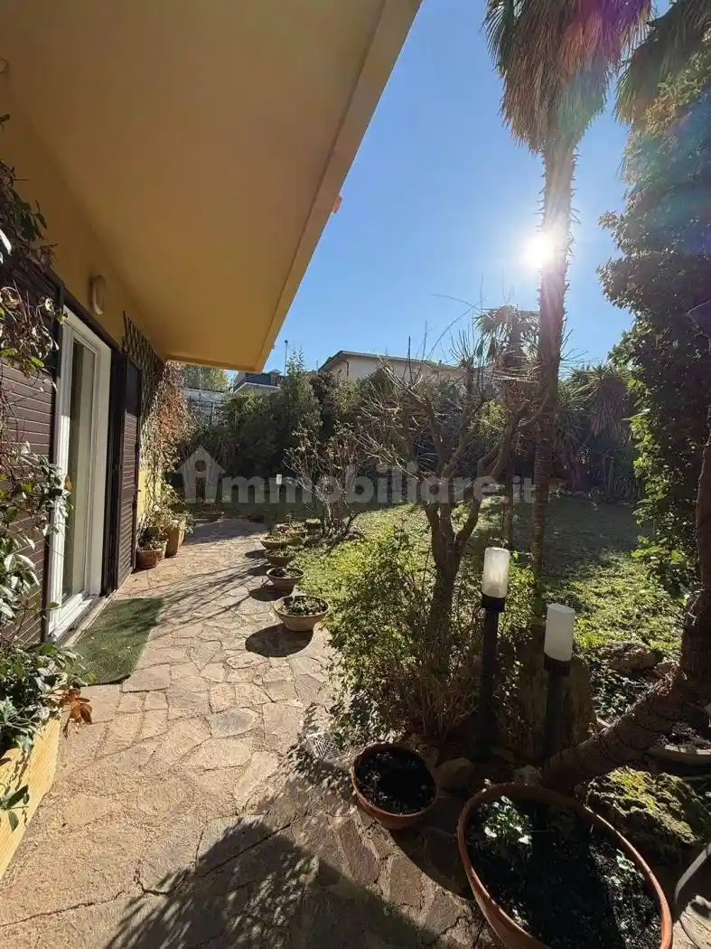 Villa bifamiliare via Mattia Preti, Tivolille Pasquali Merenzata, Mendicino - foto 3