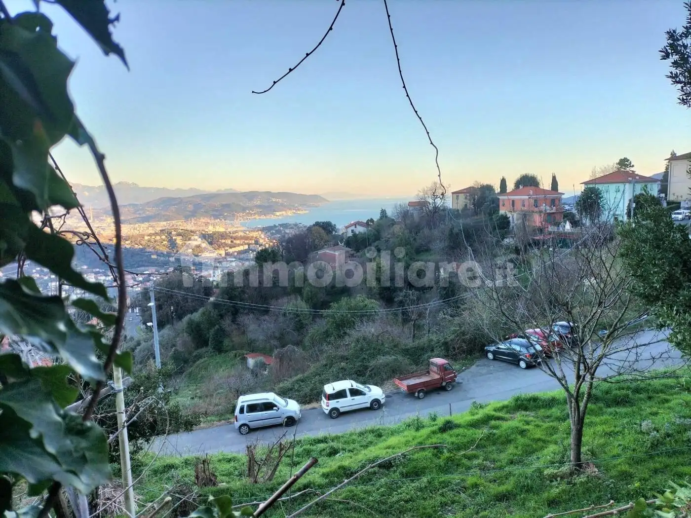 Palazzo - Edificio in vendita a La Spezia