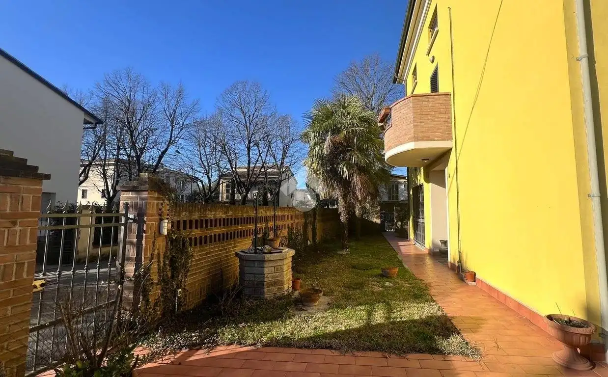 Terratetto unifamiliare via gadda 68, Centro, Camposanto - foto 4