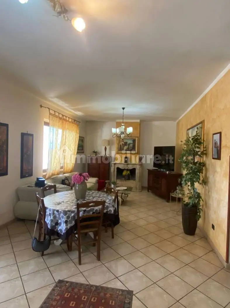 Villa unifamiliare via Martiri d'Ungheria 14, Centro, Castelforte - foto 5