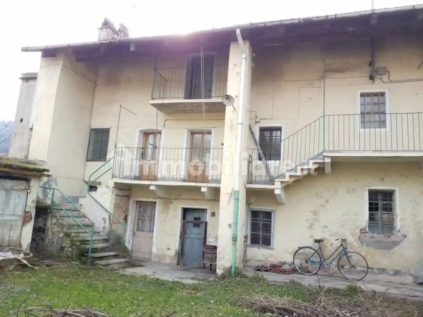 Casa indipendente in vendita a Sant'Ambrogio di Torino