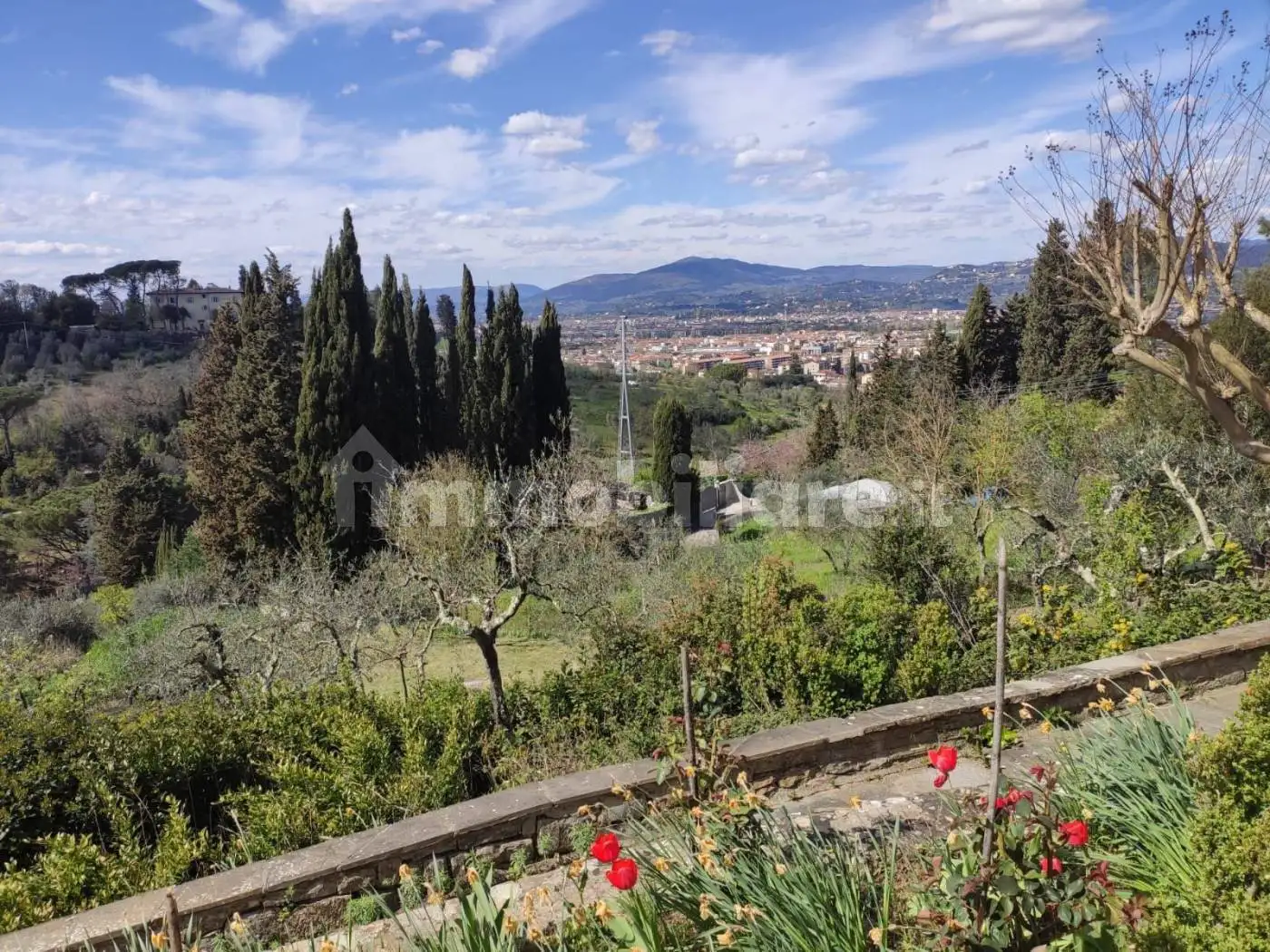 Casa indipendente in vendita a Firenze