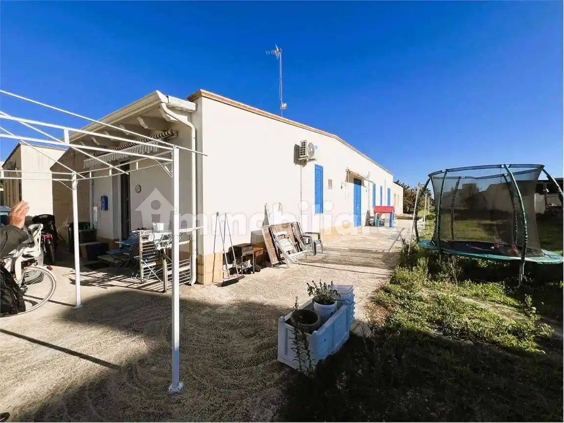 Casa indipendente in vendita a Campobello di Mazara