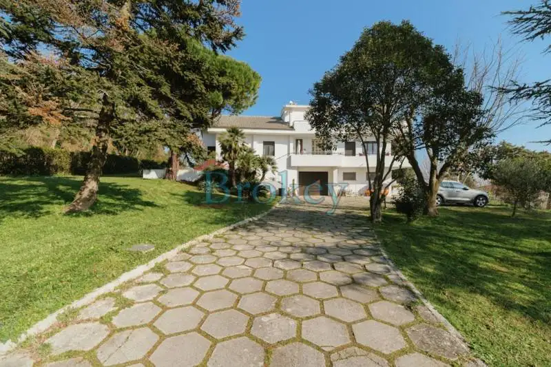 Villa in vendita a Ancona