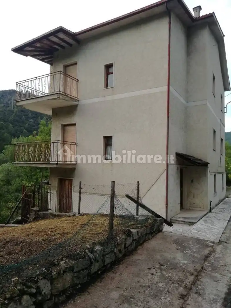 Terratetto unifamiliare Strada Statale via Salaria 37, Centro, Acquasanta Terme