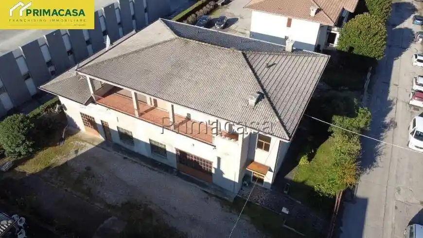 Palazzo - Edificio in vendita a Negrar di Valpolicella