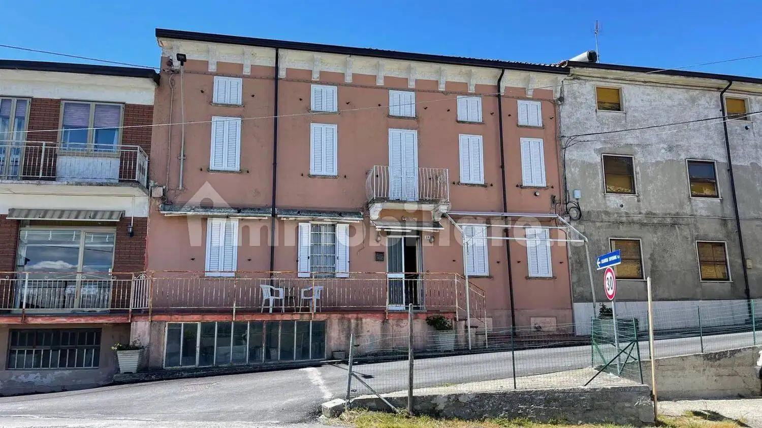 Rustico - Casale in vendita a Colli Verdi