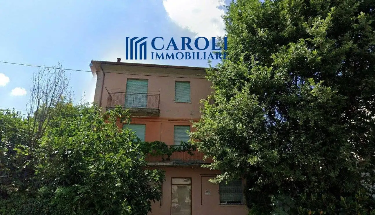 Palazzo - Edificio in vendita a Borgo Tossignano