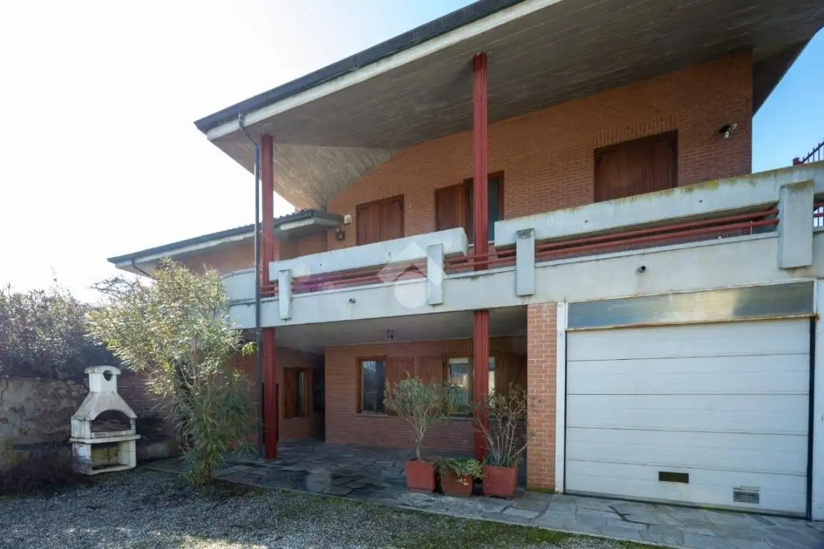 Appartamento in vendita a Marentino