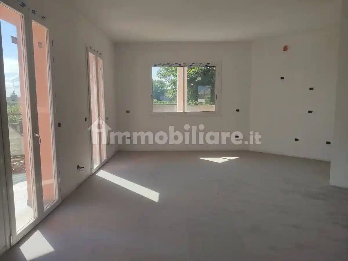 Villa in vendita a Imola