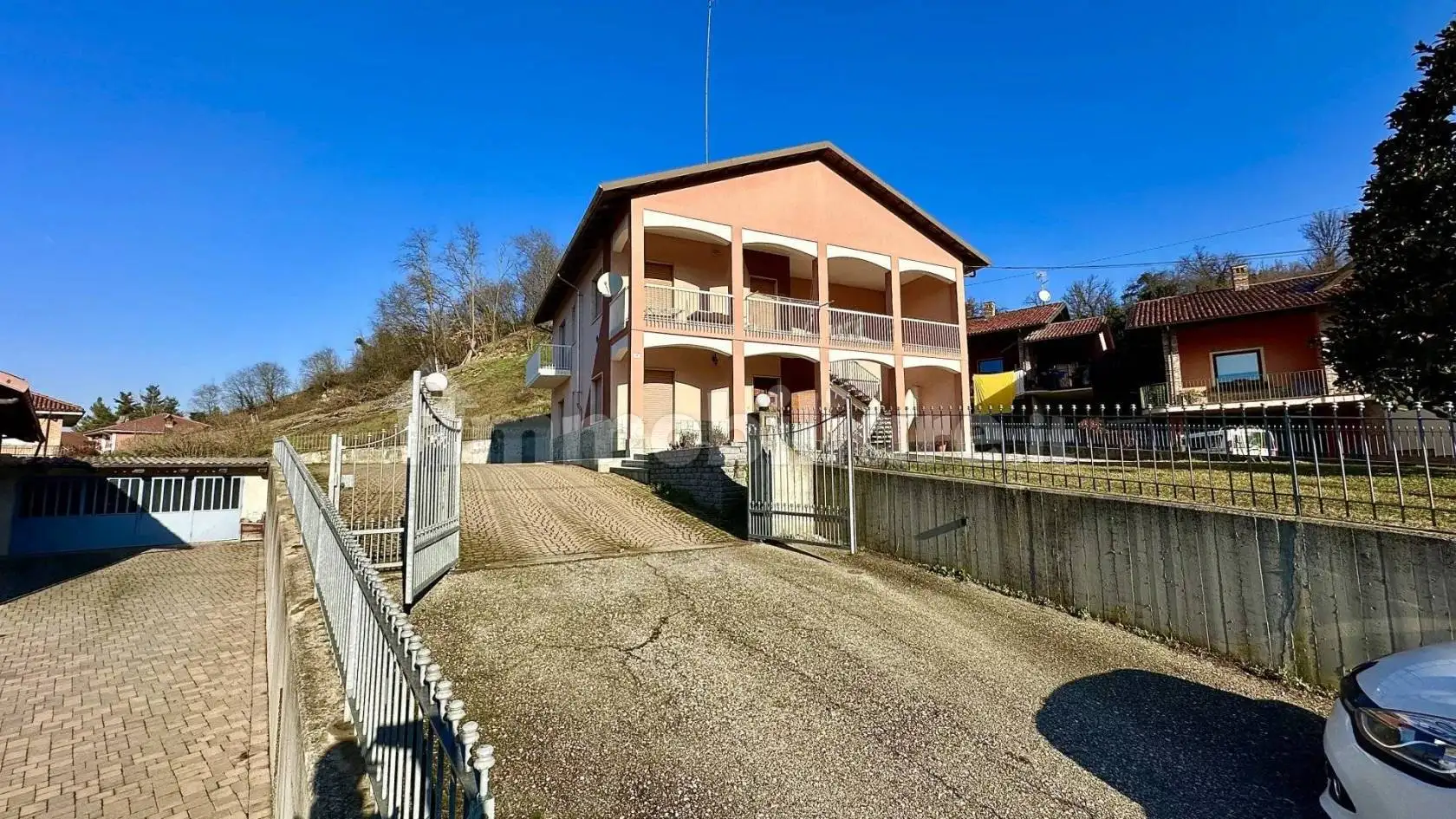 Villa unifamiliare via Gavai 5, Centro, Baldissero d'Alba - foto 2