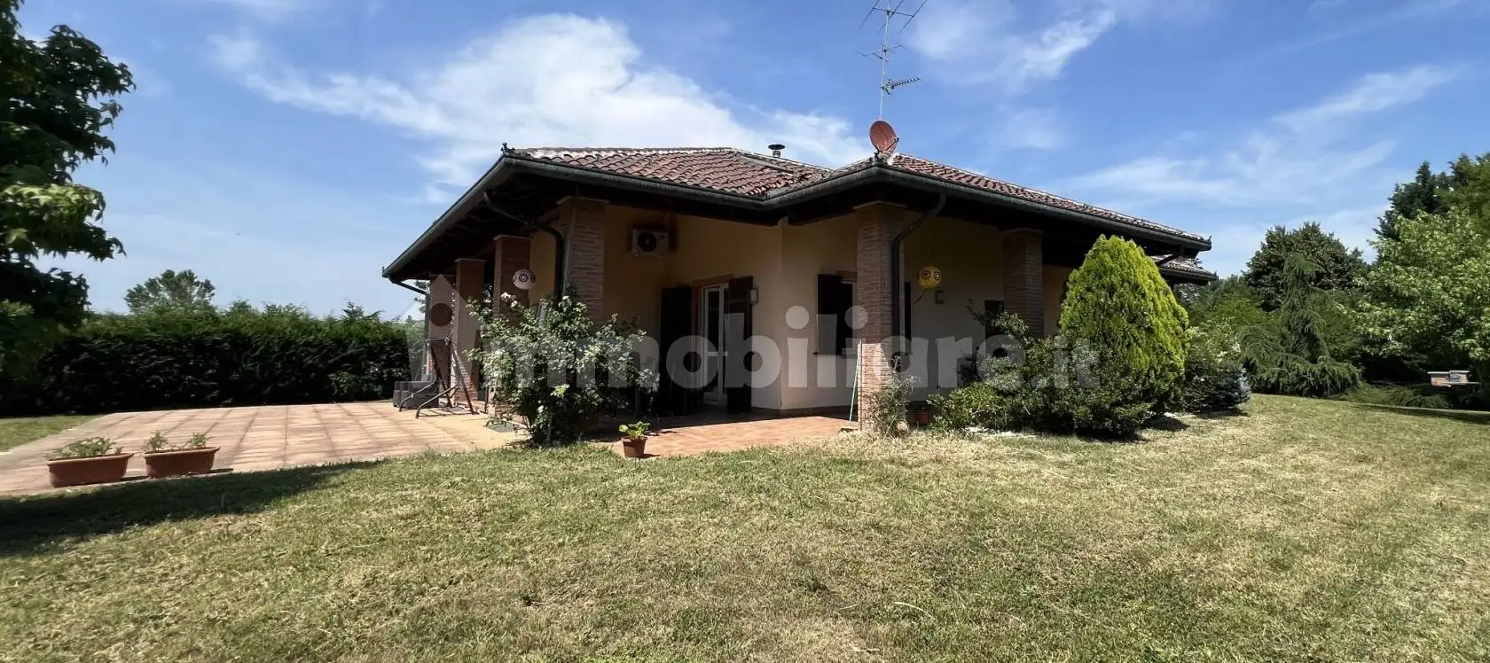 Villa in vendita a Asti