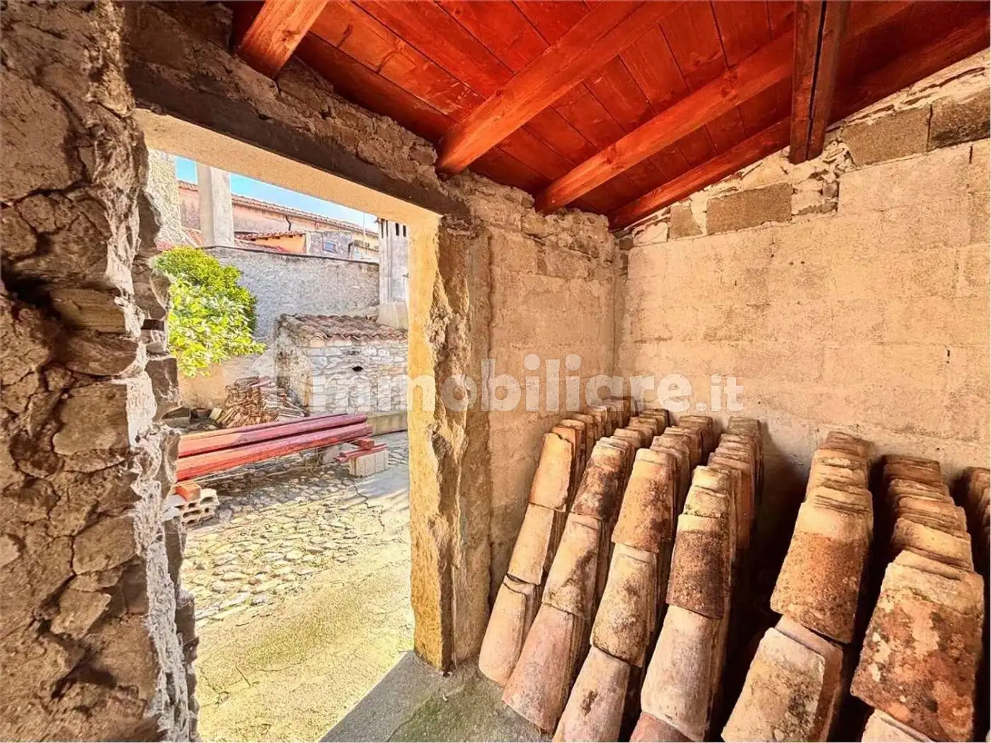 Villa unifamiliare, da ristrutturare, 200 m², Barumini - foto 3