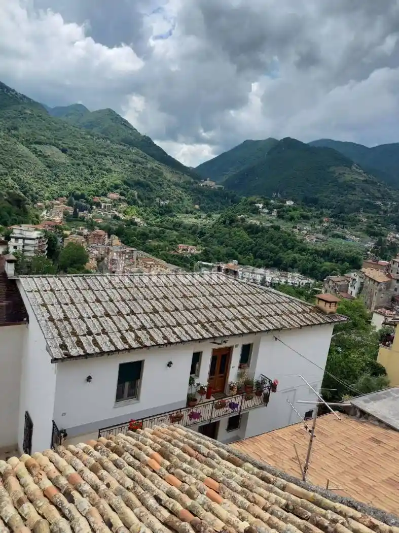 Appartamento in vendita a Subiaco