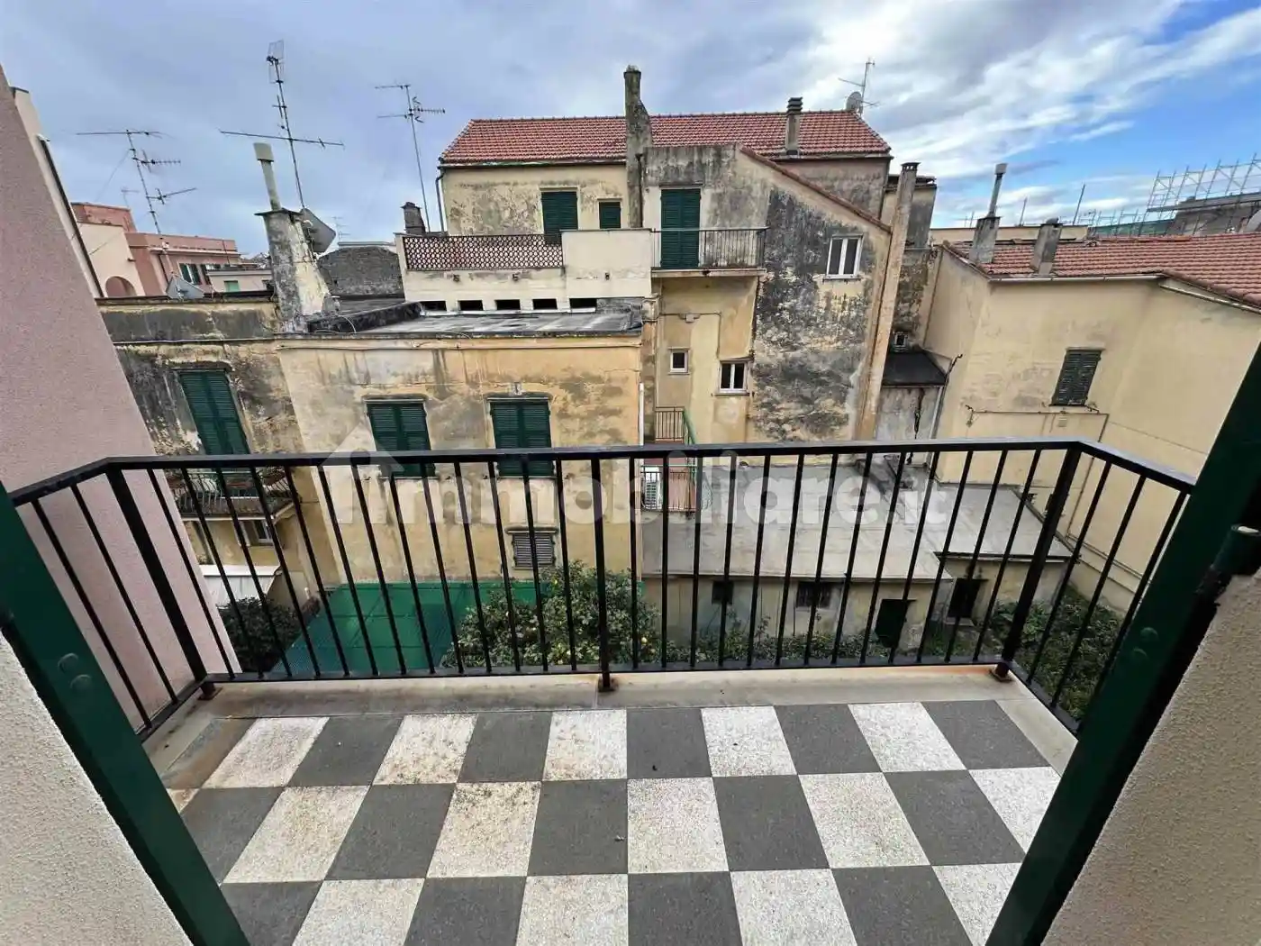 Appartamento in affitto a Finale Ligure