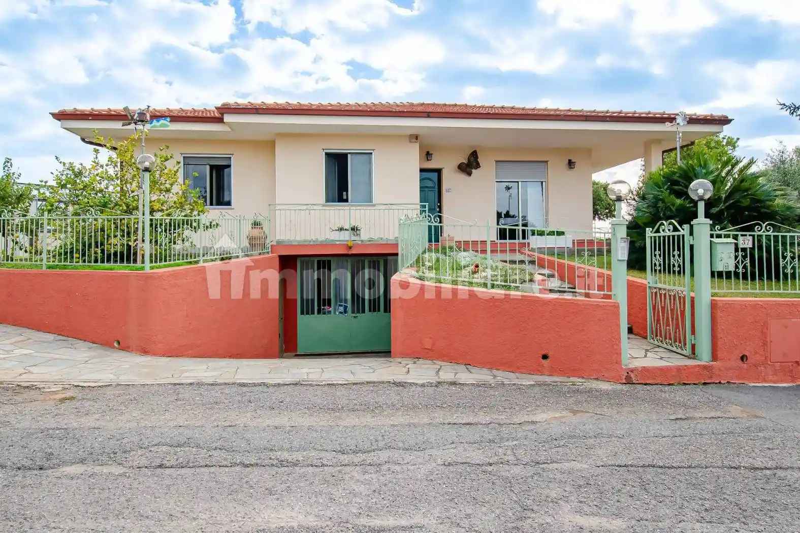 Villa in vendita a Bordighera