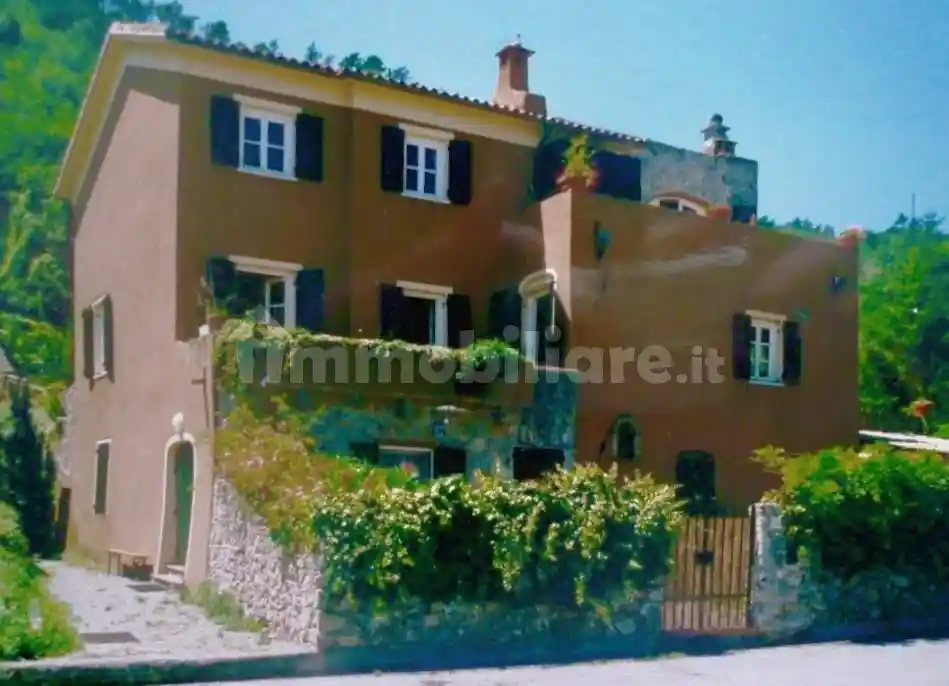 Appartamento in vendita a Noli