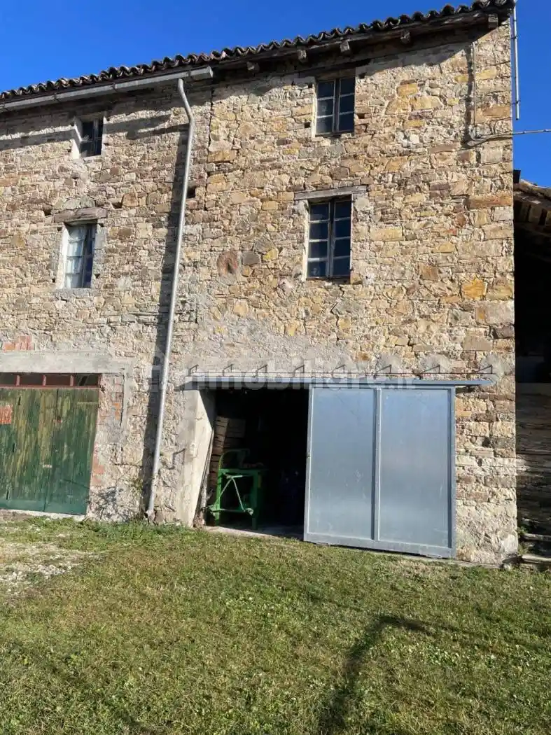 Casa indipendente in vendita a Langhirano