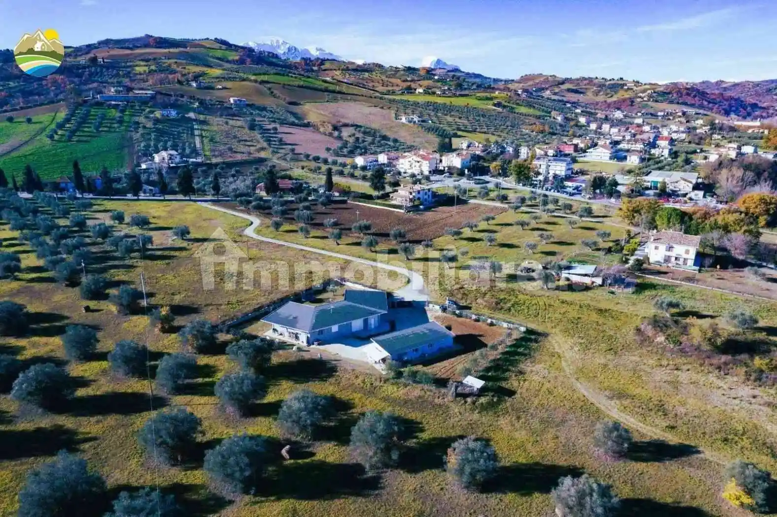 Villa unifamiliare 597 m², Centro, Castiglione Messer Raimondo - foto 3