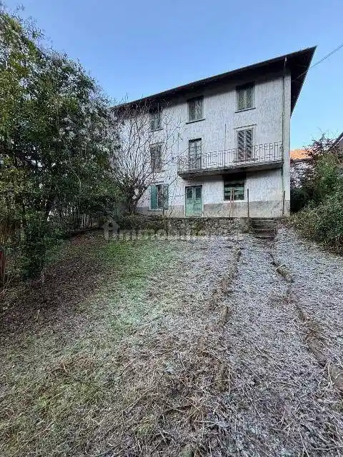 Casa indipendente in vendita a Cene