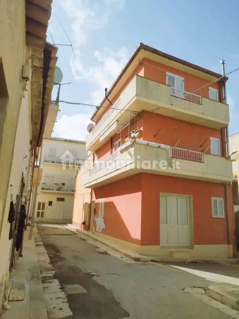 Casa indipendente in vendita a Santa Croce Camerina