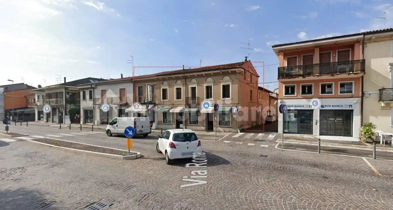 Palazzo - Edificio in vendita a San Giovanni Lupatoto