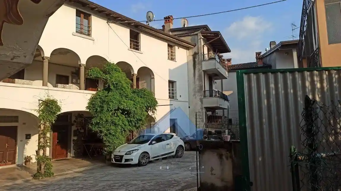 Villa in vendita a Albano Sant'Alessandro