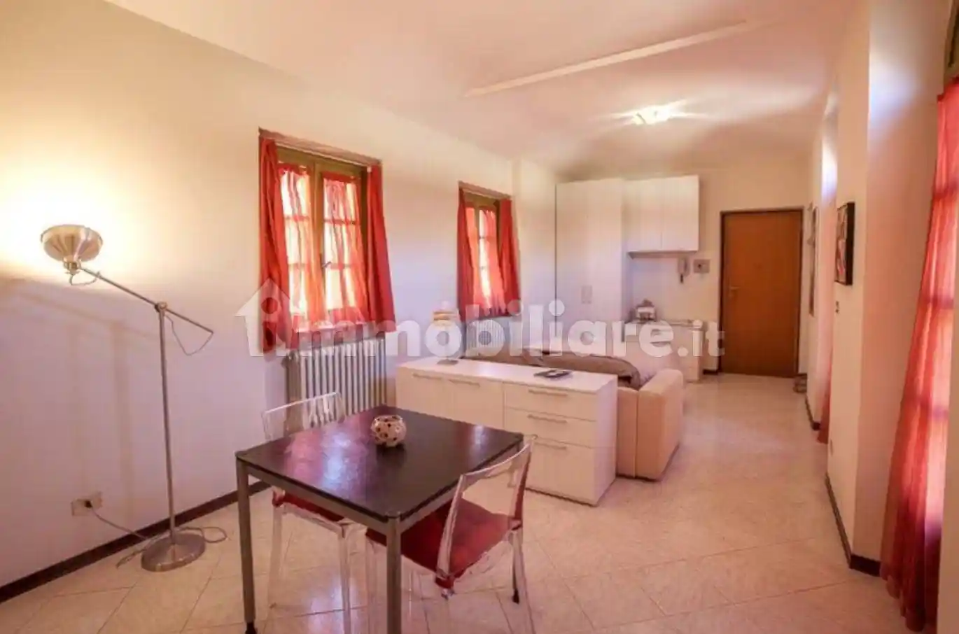 Appartamento in affitto a Alba