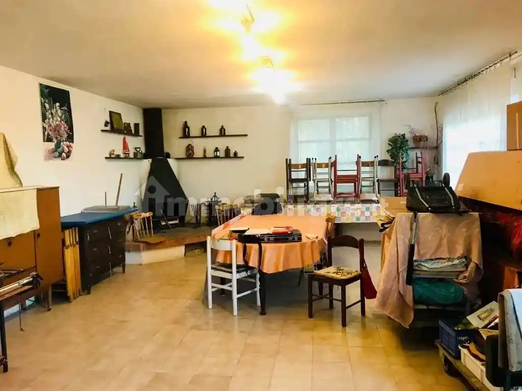 Rustico - Casale in vendita a Magione