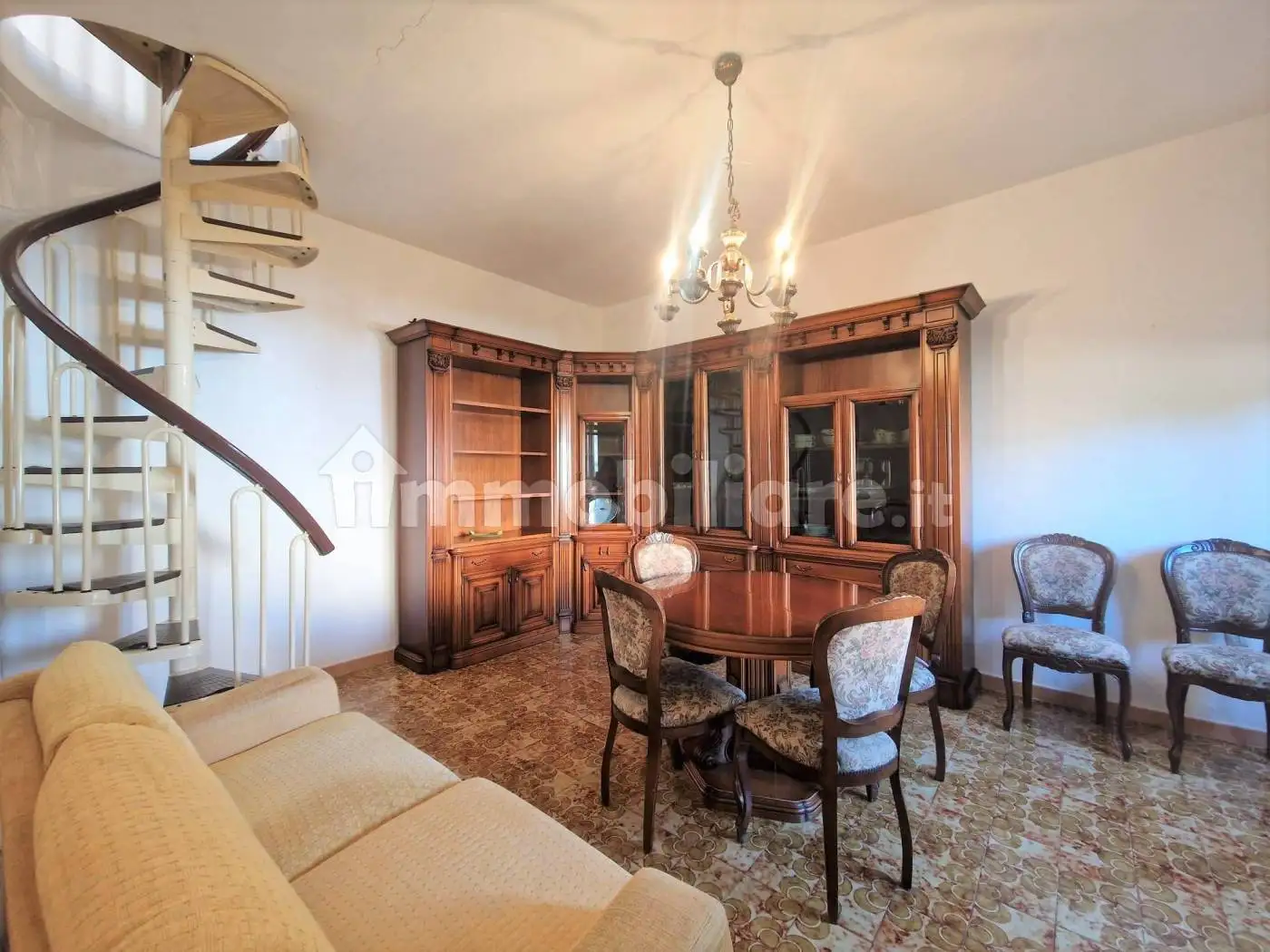 Casa indipendente in vendita a Monti