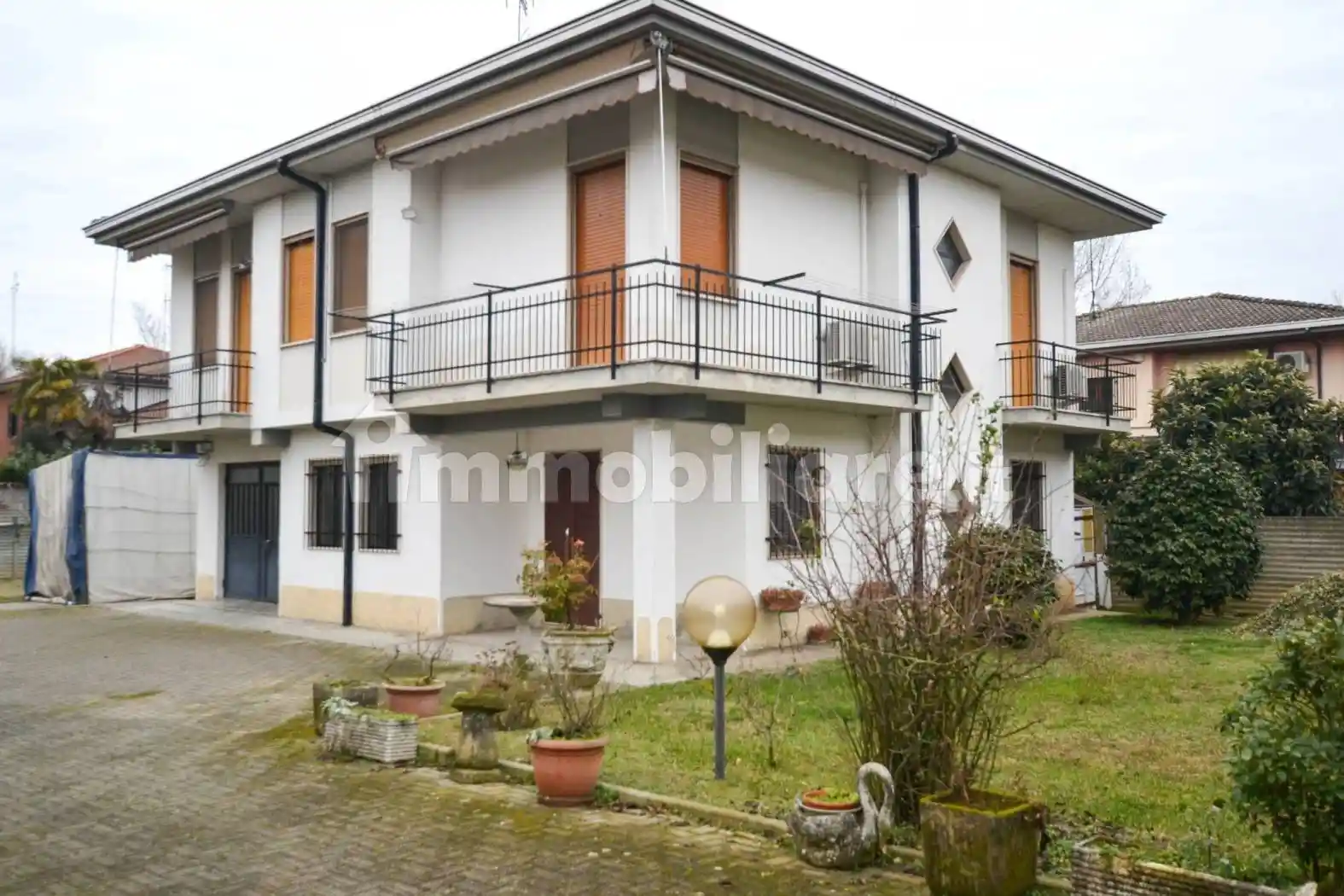 Villa in vendita a Gravellona Lomellina