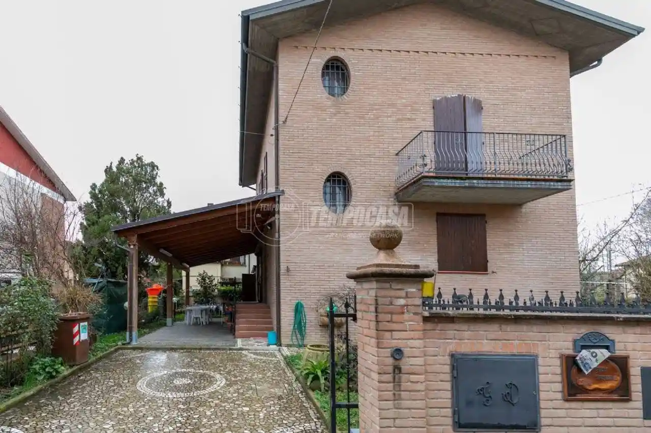 Villa in vendita a Crevalcore