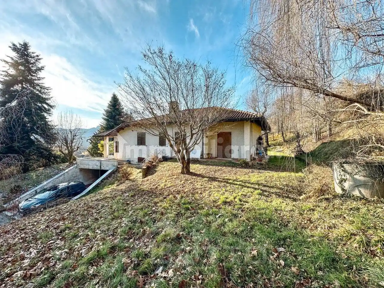 Villa in vendita a Grignasco