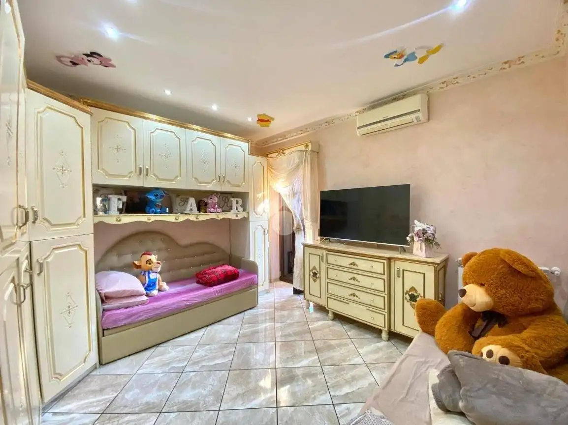 Appartamento in vendita a Napoli