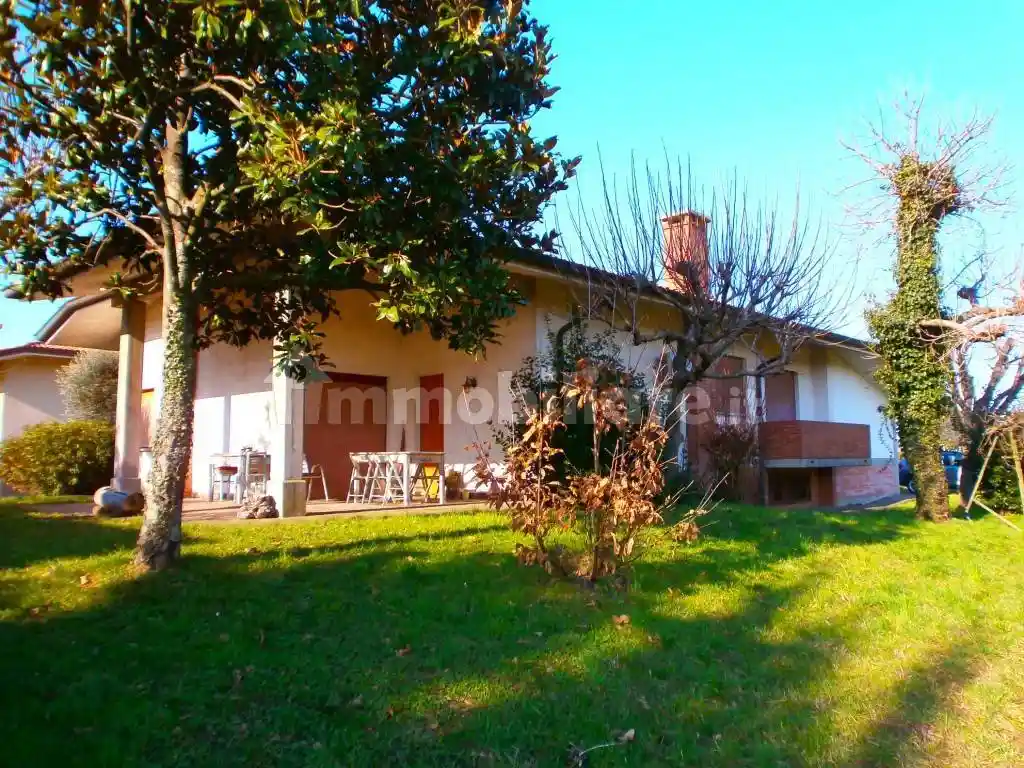 Villa in vendita a Cormons