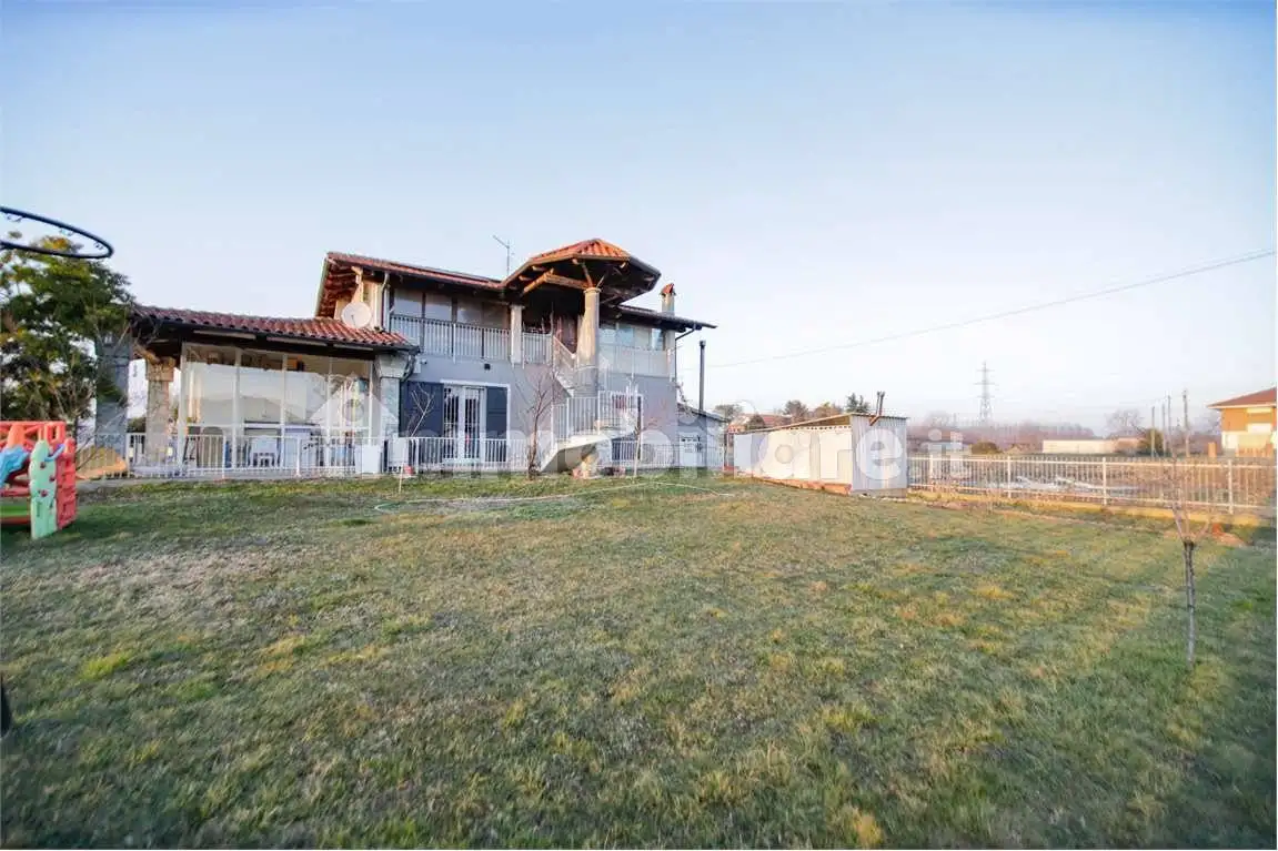 Villa bifamiliare via Ruggero Leoncavallo , 2, Bosconero - foto 3