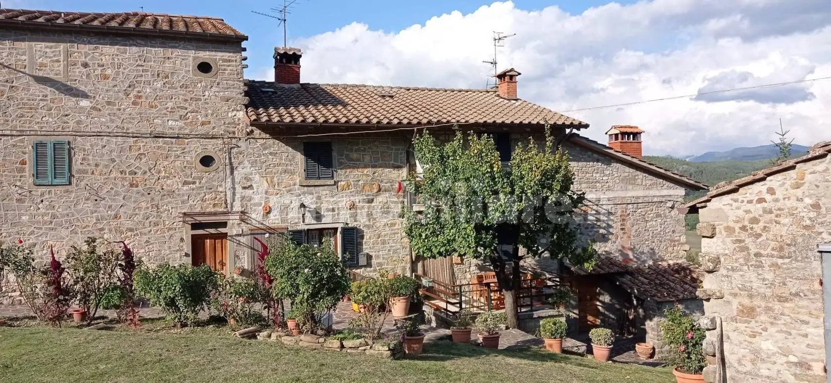 Appartamento in vendita a Caprese Michelangelo