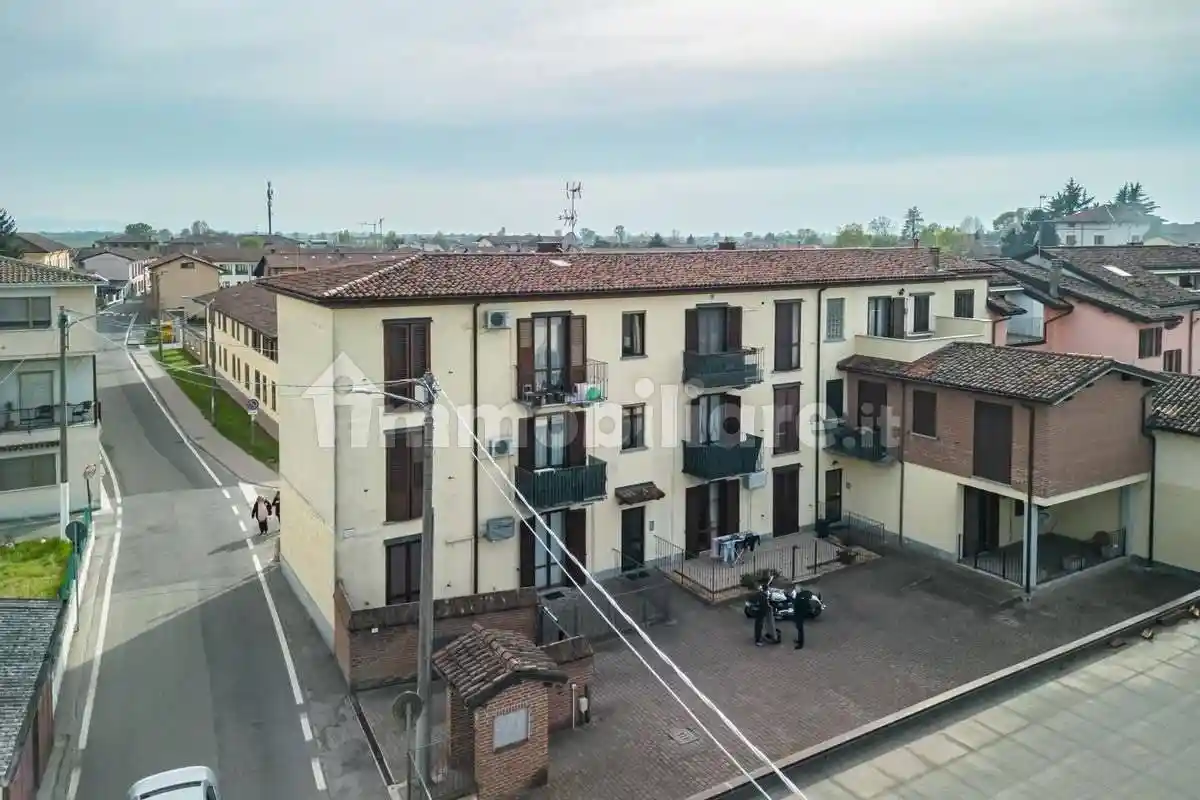 Appartamento in vendita a Albuzzano