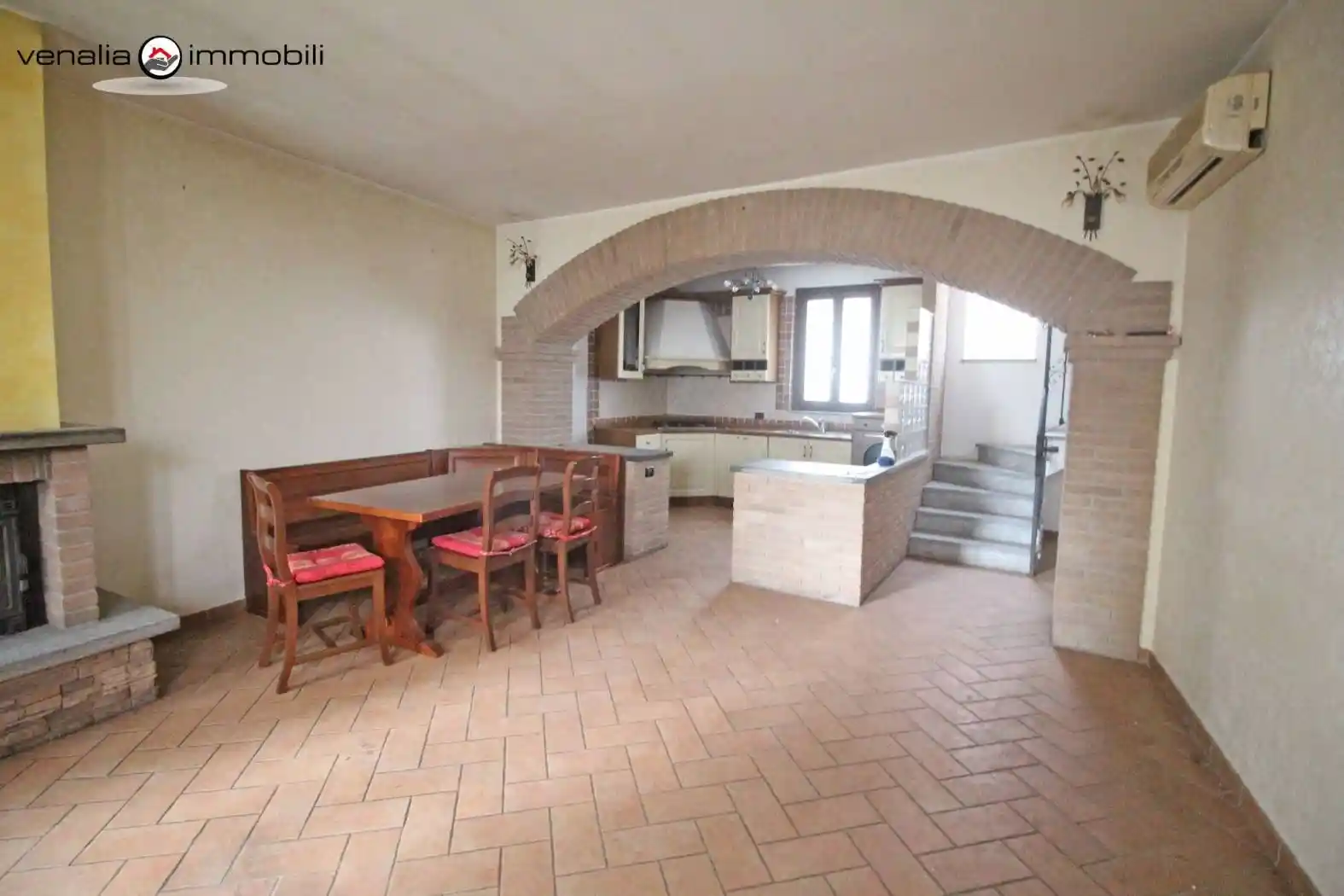 Casa indipendente in vendita a Dorno