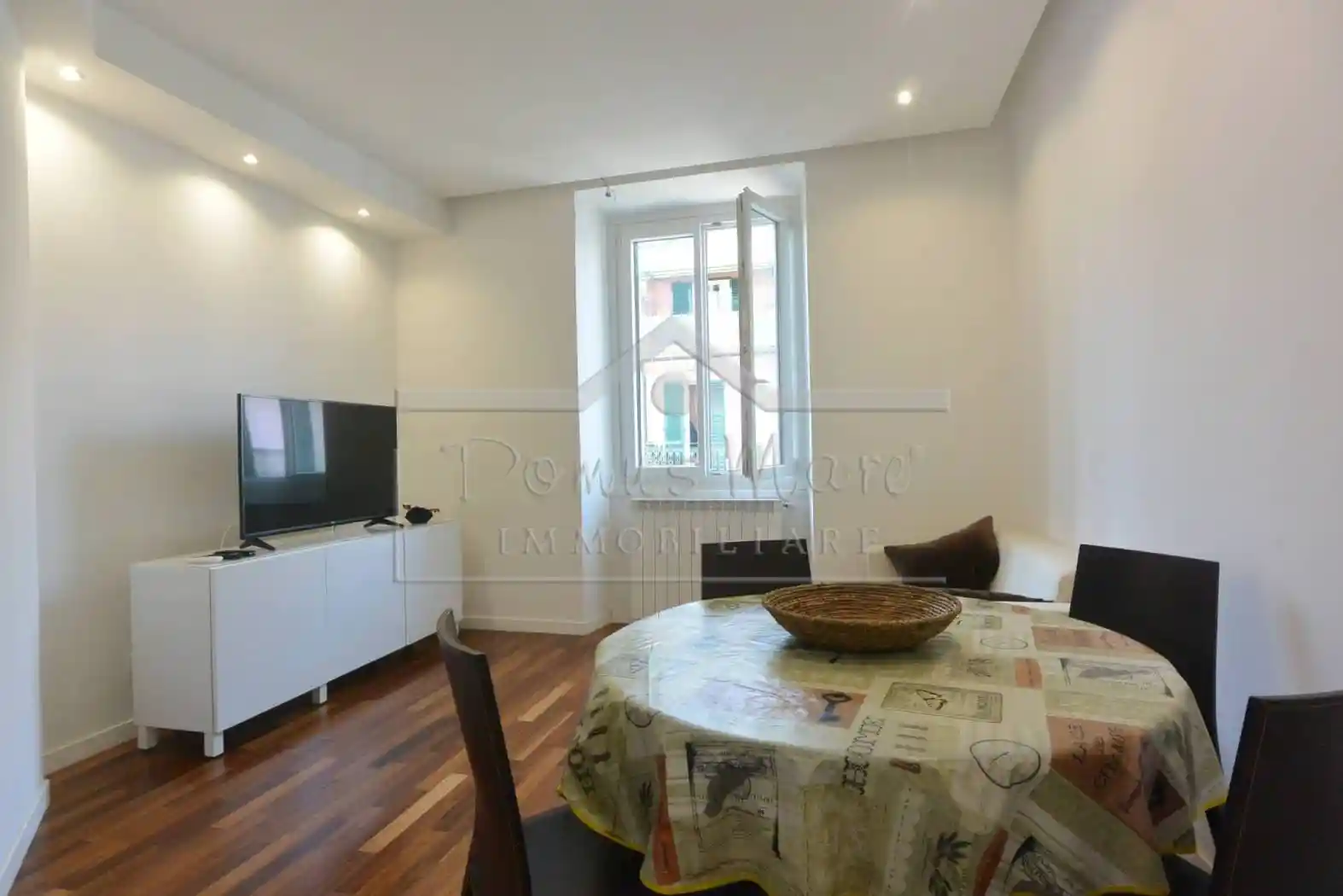 Appartamento via Agostino Monti 14, Centro Storico, Savona - foto 2