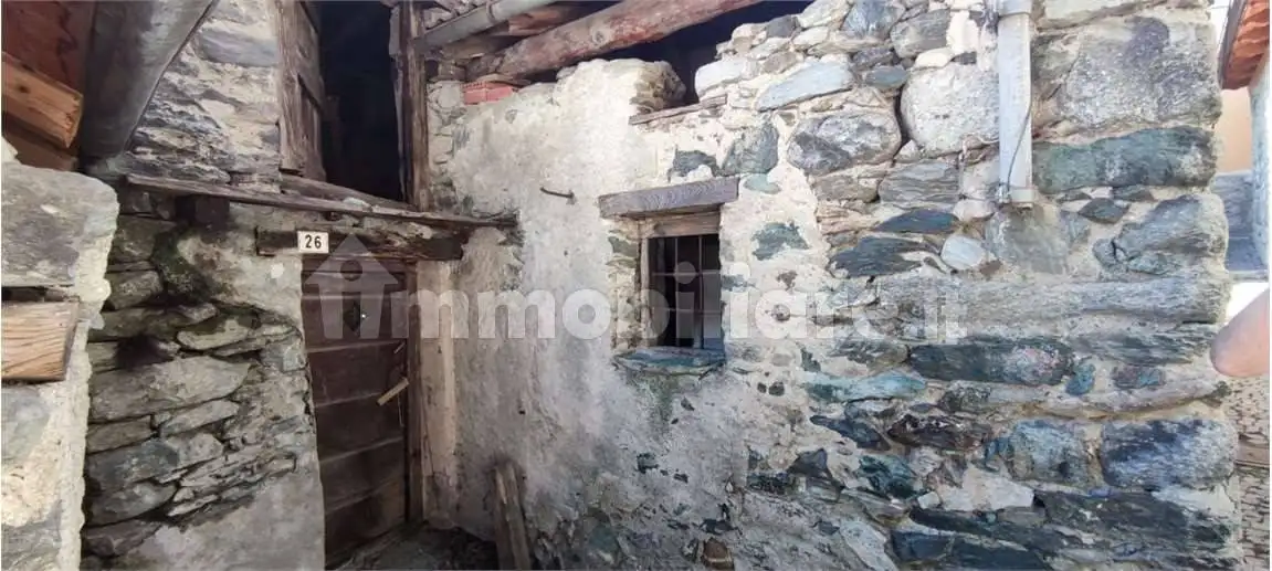 Rustico frazione Isollaz, Challand-Saint-Victor - foto 2