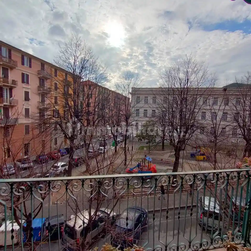 Appartamento in vendita a Savona