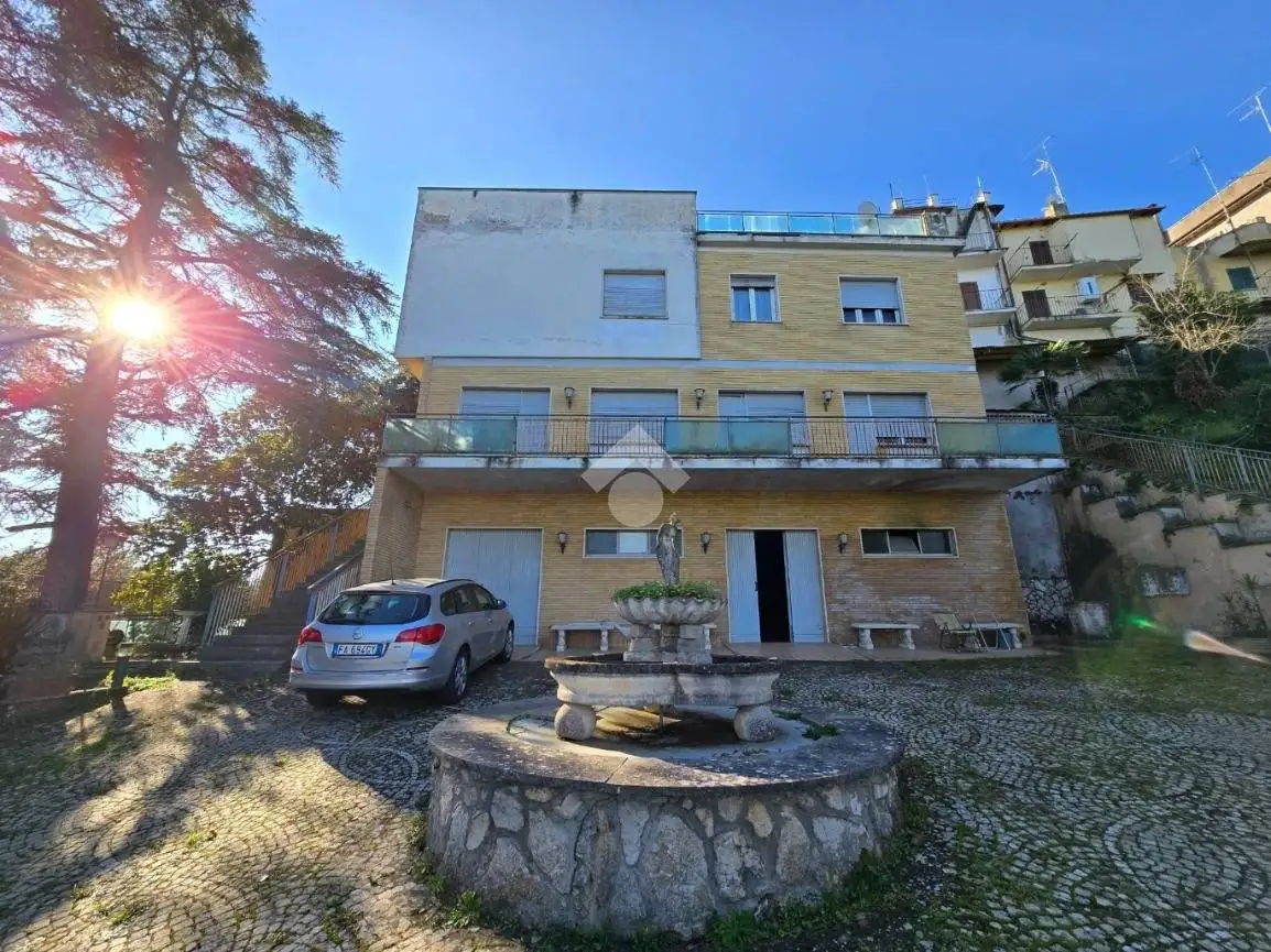 Casa indipendente in vendita a Ponzano Romano
