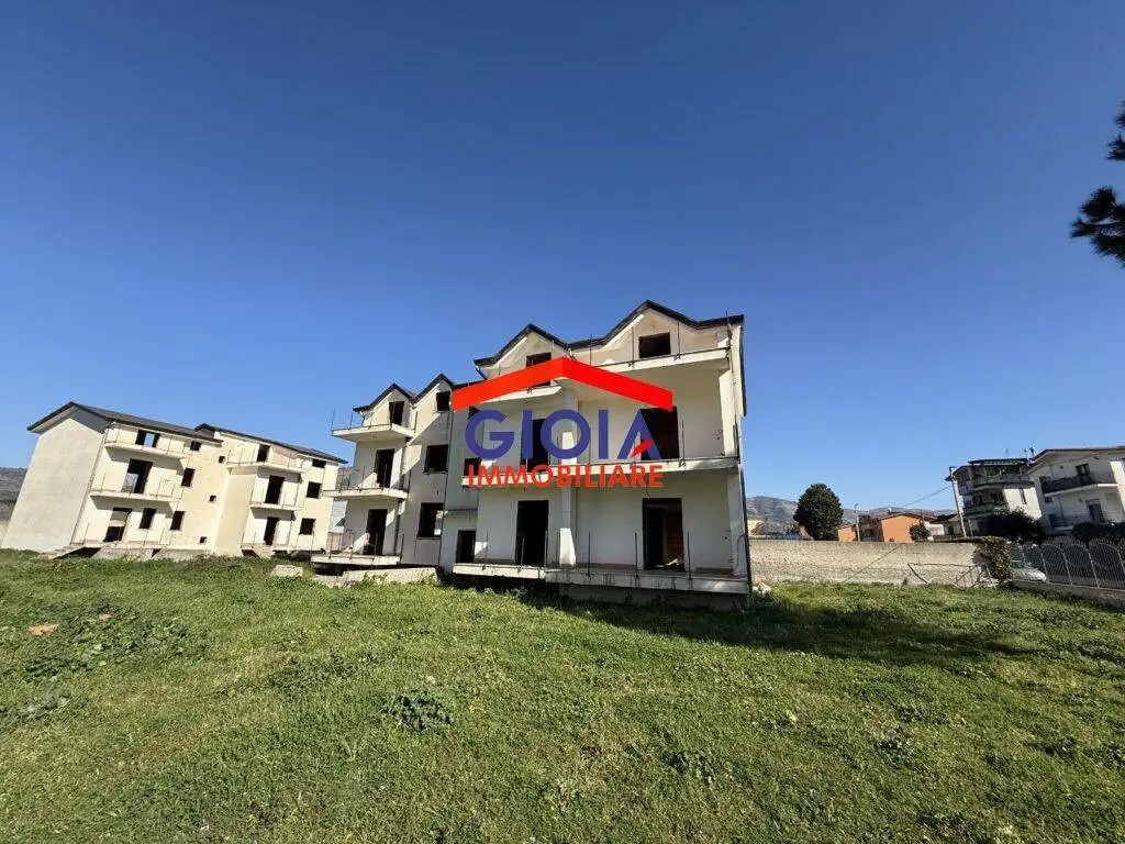 Villa in vendita a Santa Maria a Vico