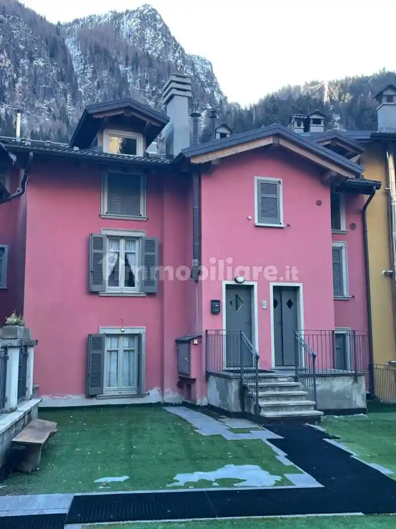 Mansarda piazza Vittorio Veneto, Carona - foto 2