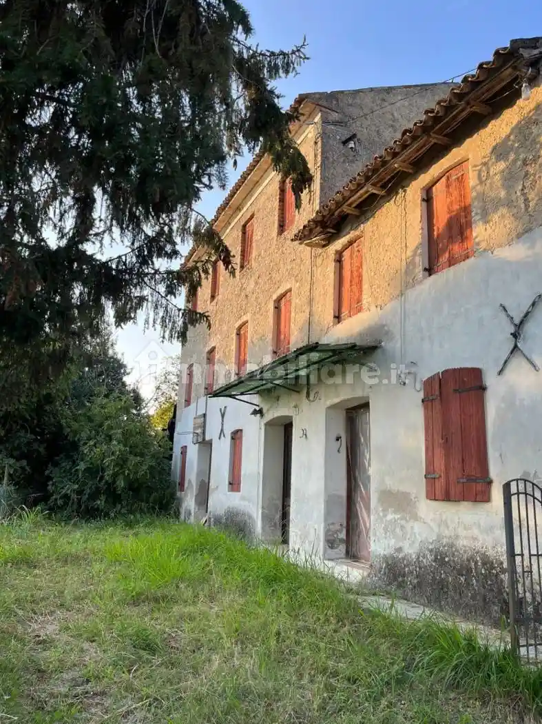 Villa in vendita a San Pietro di Feletto