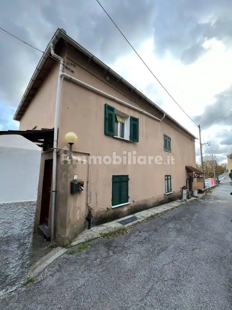 Appartamento in vendita a Serra Riccò