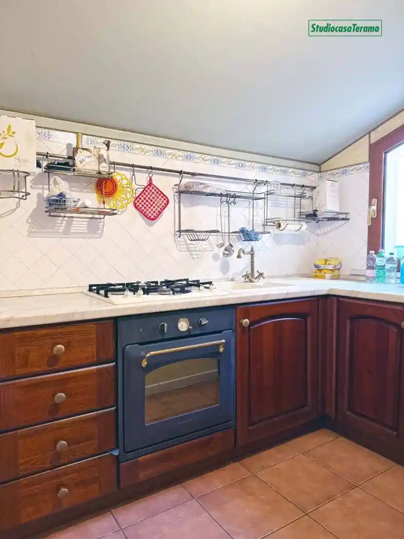 Trilocale via Guglielmo Oberdan, Centro, Teramo - foto 5